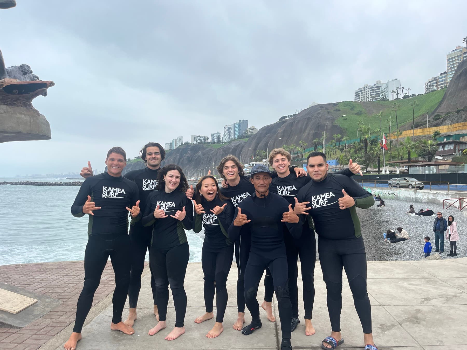 Lección Grupal en Playa Makaha, Miraflores, Lima